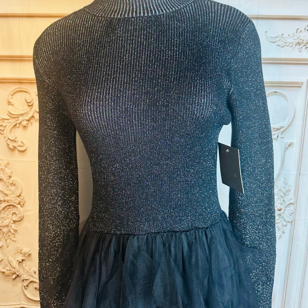Elegant Black Maxi Dress with Yellow Belt - Picture 6 of 10
